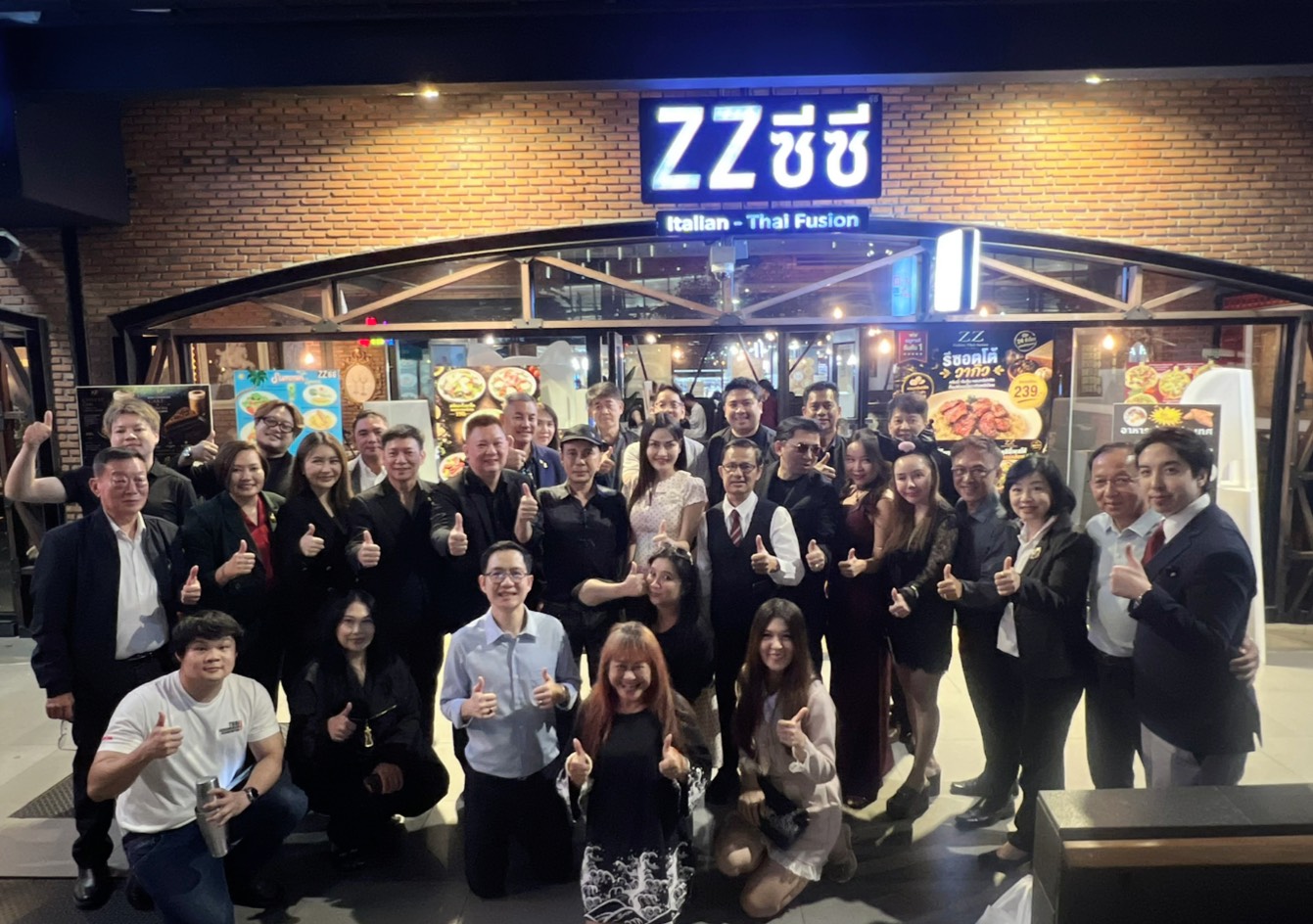 YCCA รวมพลัง CEO รุ่นใหม่กว่า 50 คน! “ดร.อภิชาติ ประสิทธิ์นฤทธิ์” เชื่อมเครือข่ายธุรกิจ นัดพบทุกเดือนต่อยอดโอกาสเติบโตร่วมกัน