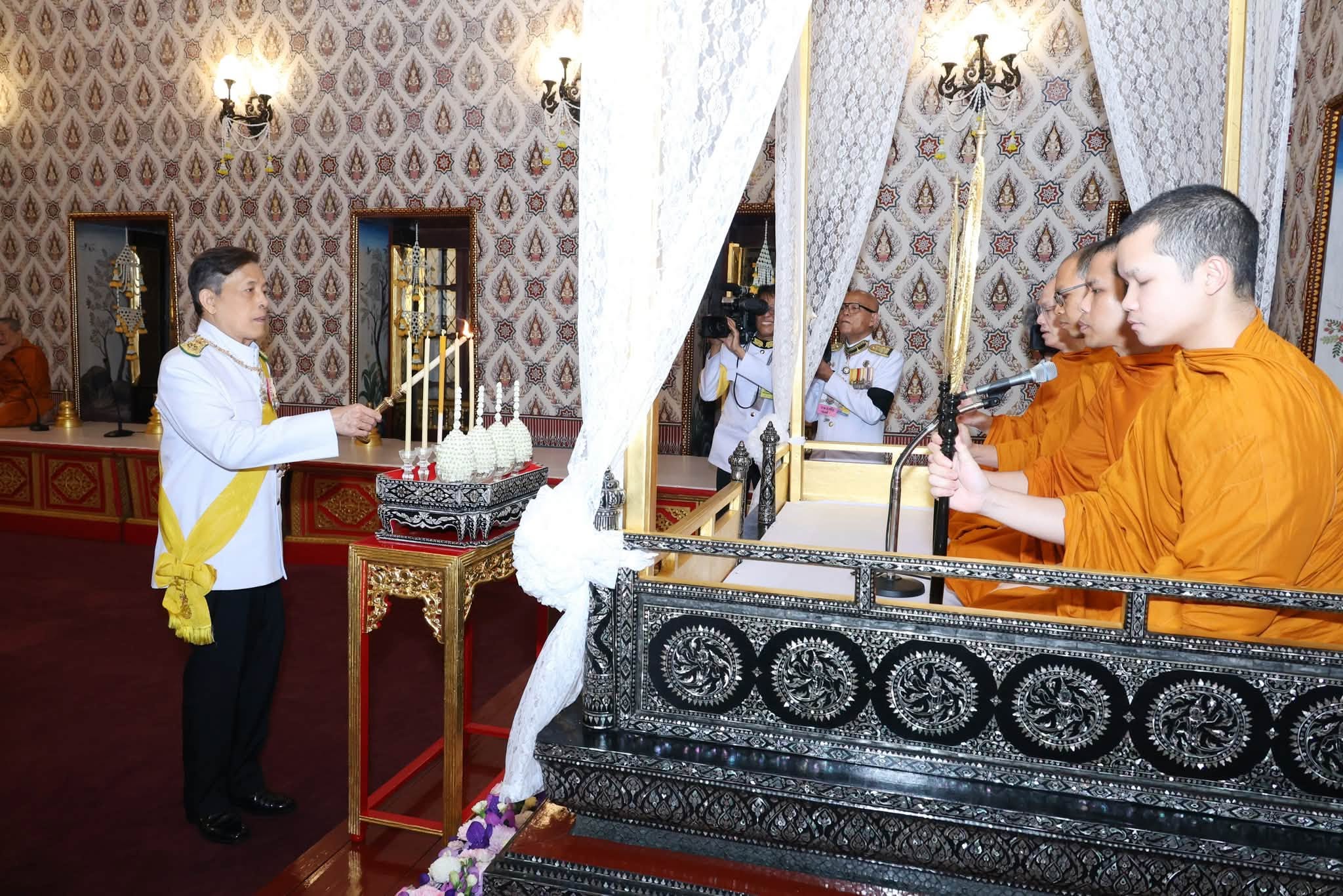 ภาพที่ 17
